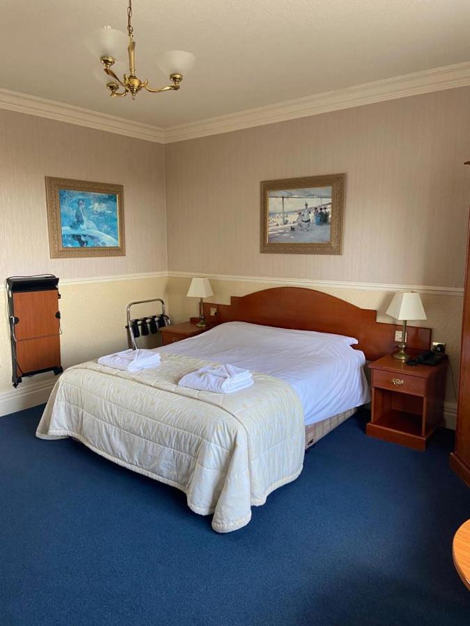 Clarkes Hotel Barrow In Furness Kültér fotó