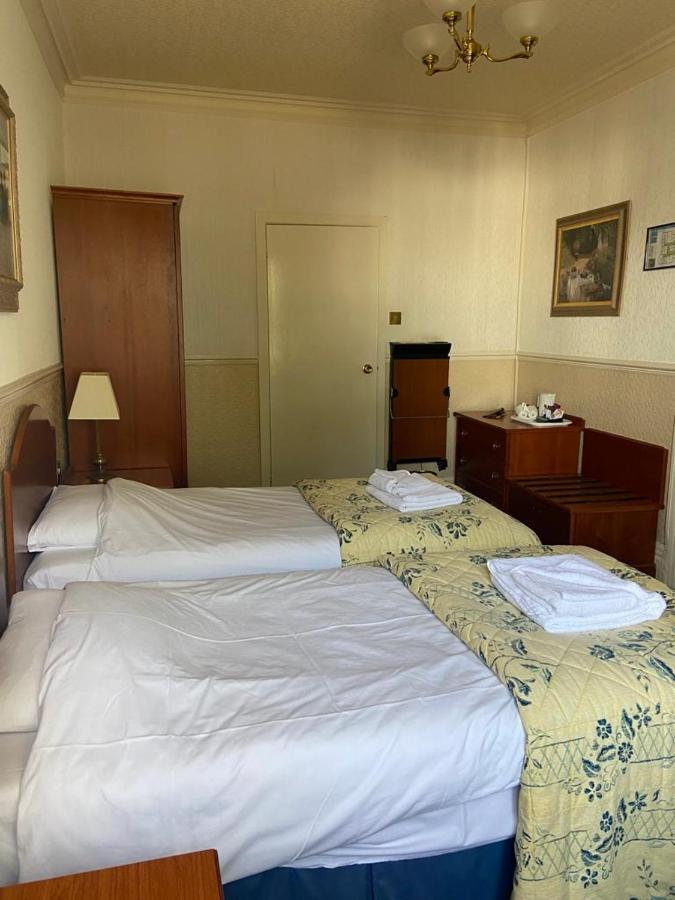 Clarkes Hotel Barrow In Furness Kültér fotó