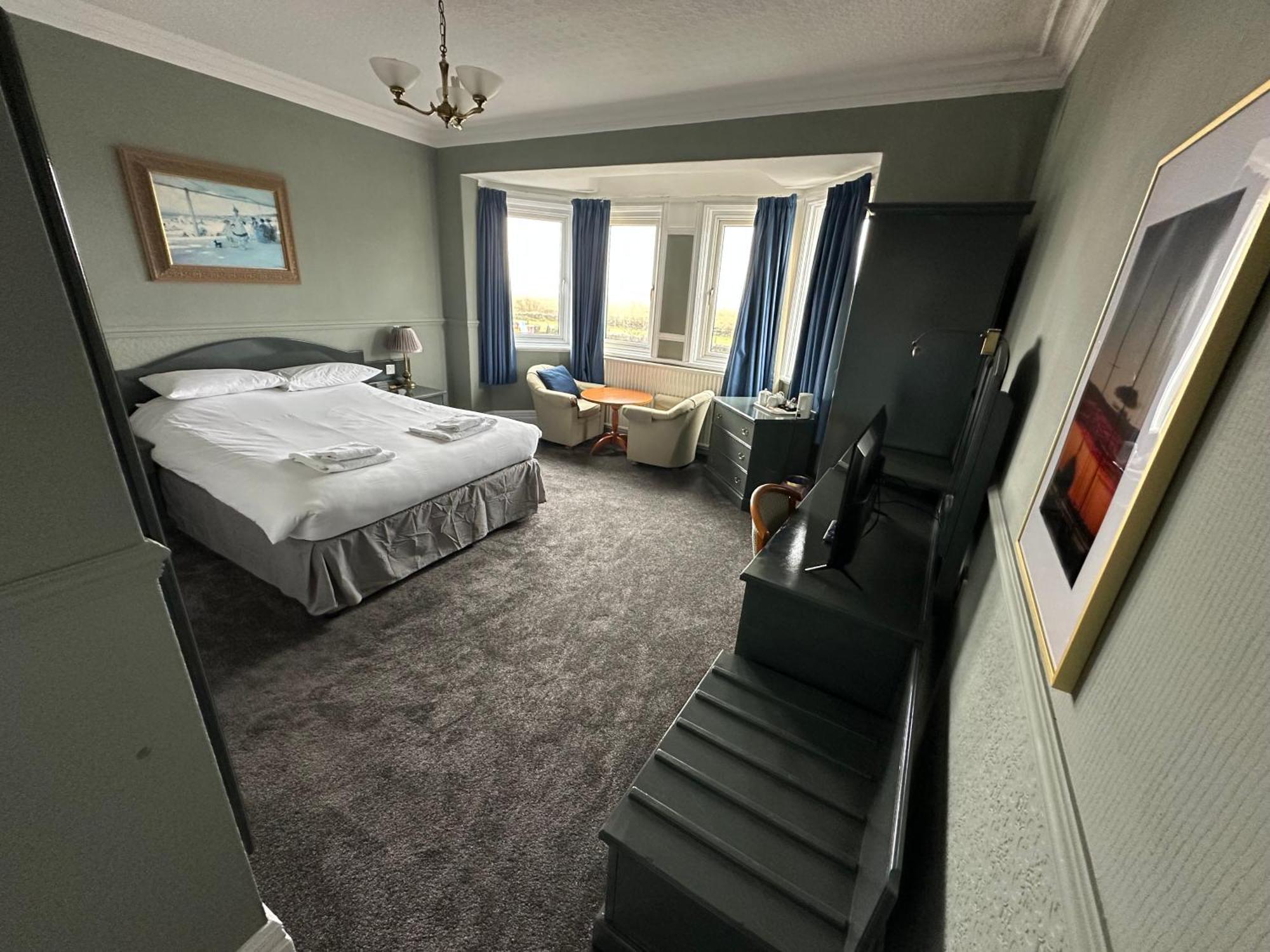 Clarkes Hotel Barrow In Furness Kültér fotó